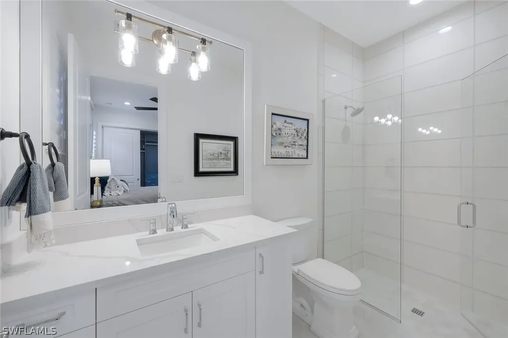 14225 Laguna Springs Lane Naples FL 34114