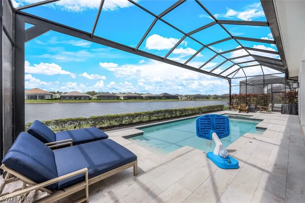 14225 Laguna Springs Lane Naples FL 34114