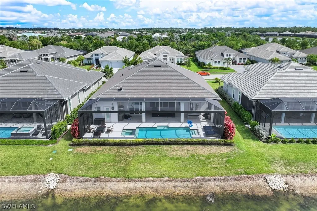 14225 Laguna Springs Lane Naples FL 34114