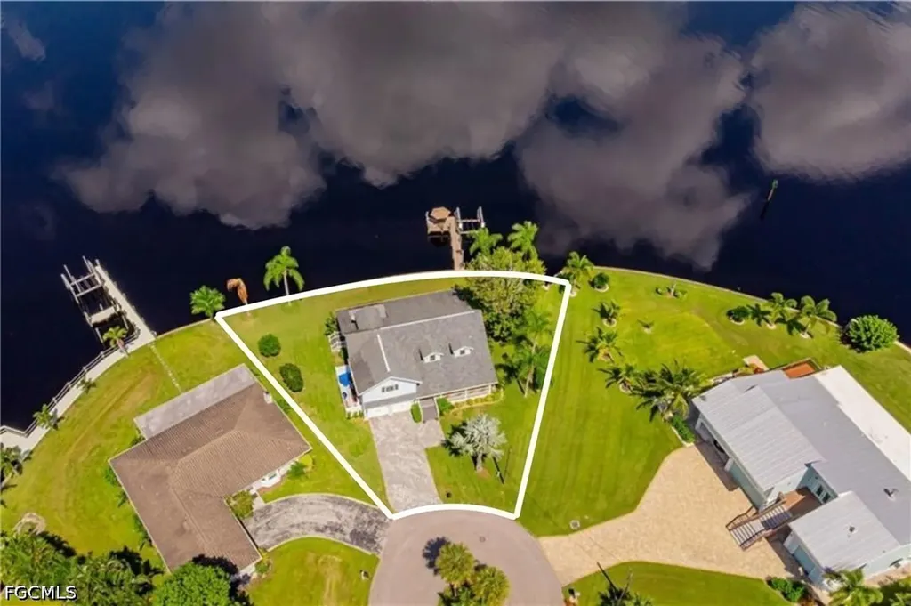 1943 Bahama Avenue Fort Myers FL 33905