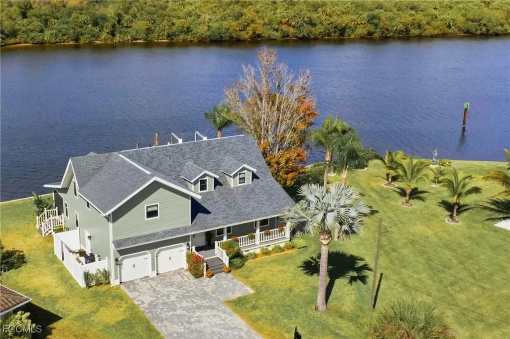 1943 Bahama Avenue Fort Myers FL 33905