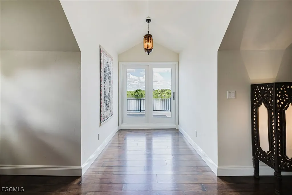 1943 Bahama Avenue Fort Myers FL 33905