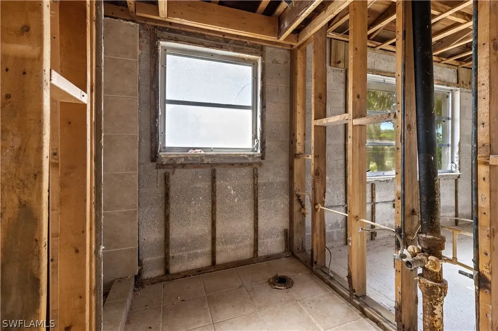 586 Boulder Drive Sanibel FL 33957