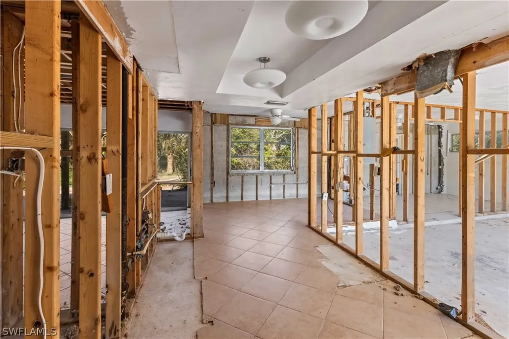 586 Boulder Drive Sanibel FL 33957