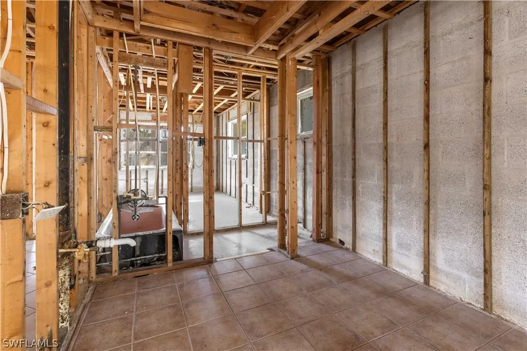 586 Boulder Drive Sanibel FL 33957