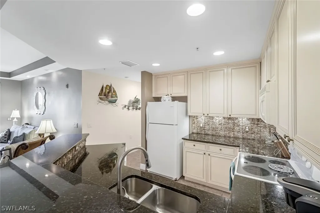 1518 SW 50th Street Cape Coral FL 33914