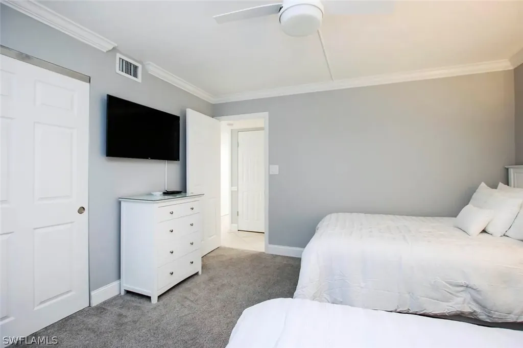 1401 Middle Gulf Drive Sanibel FL 33957