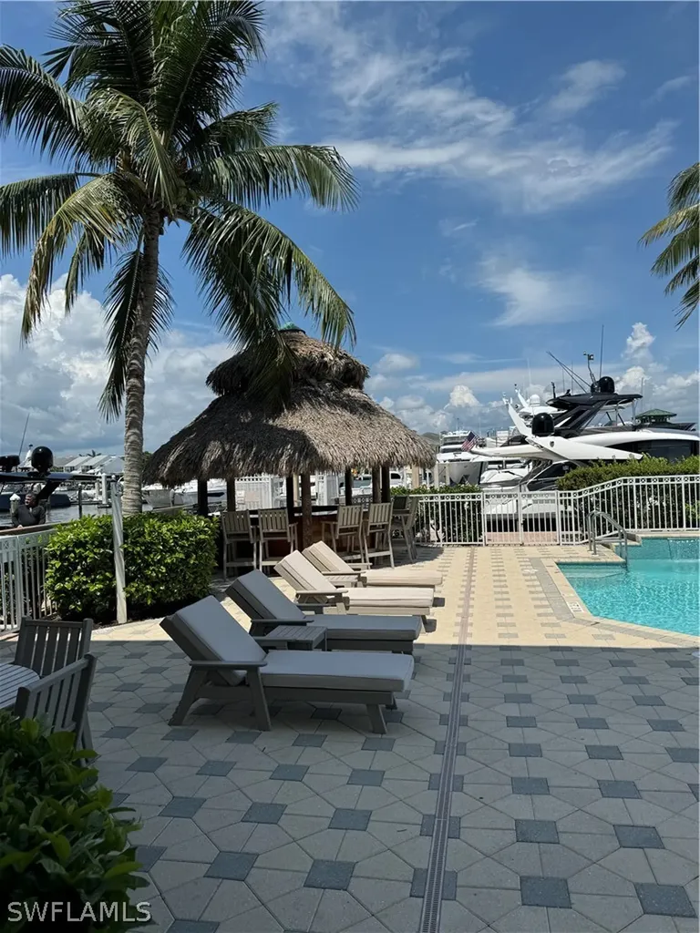 891 10th Street S Naples FL 34102