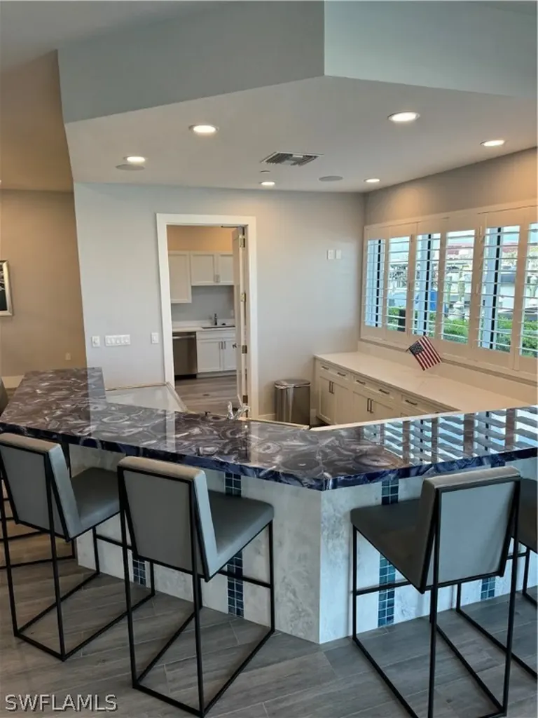 891 10th Street S Naples FL 34102