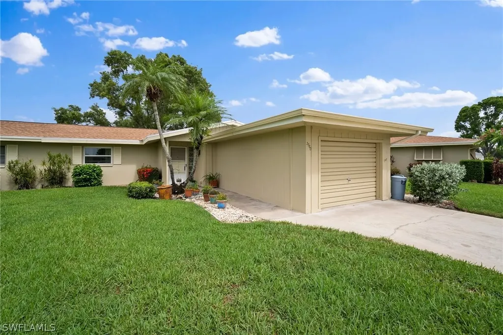 5560 Pendlewood Lane Fort Myers FL 33919
