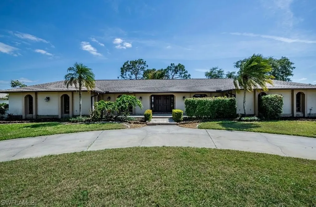 2143 Treehaven Circle N Fort Myers FL 33907