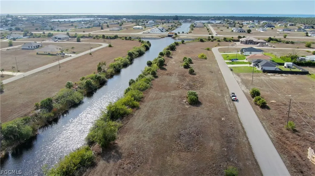 3900 NW 39th Lane Cape Coral FL 33993