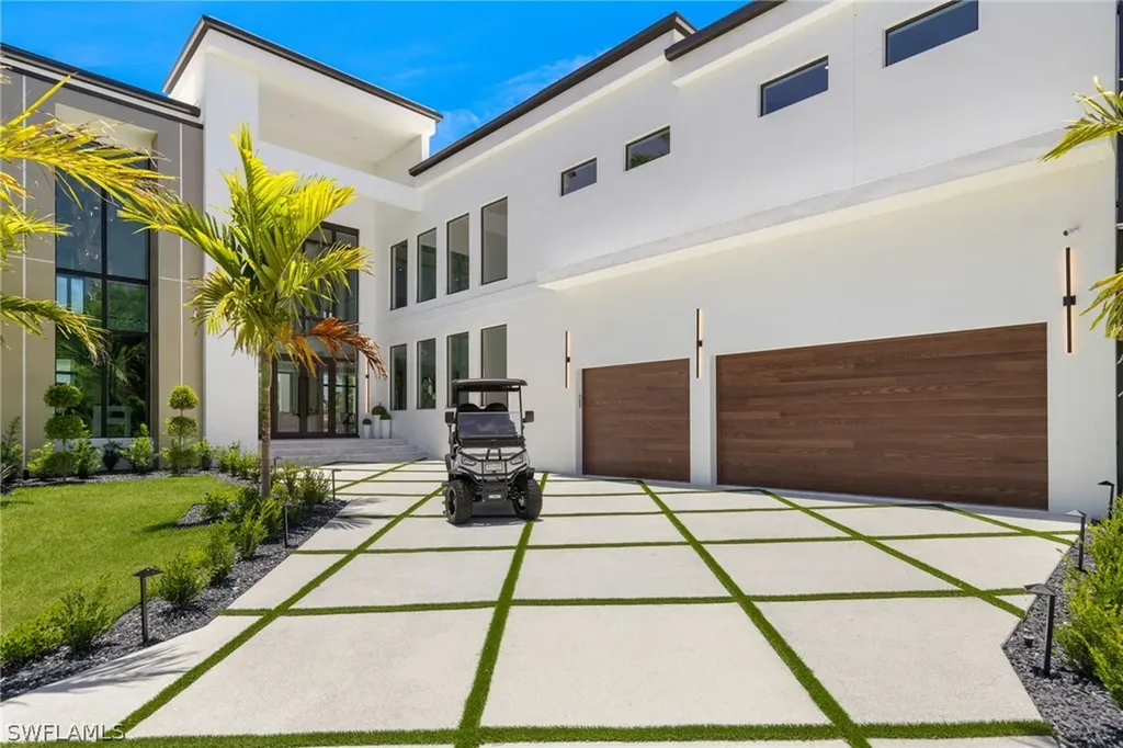 Cape Coral FL, 5636 De Soto Court