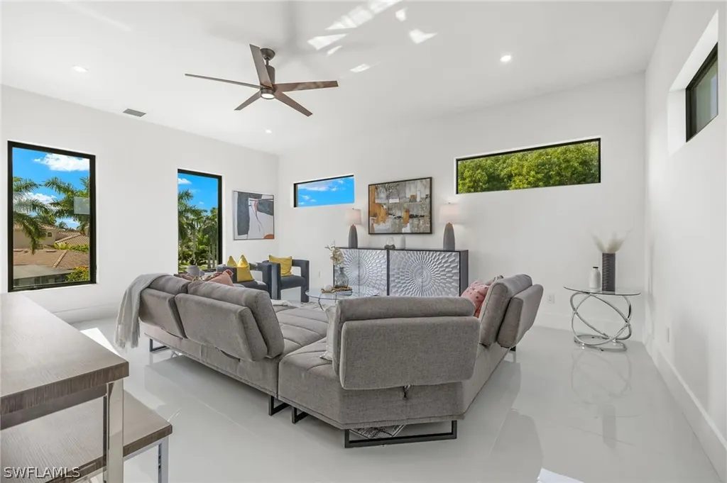 5636 De Soto Court Cape Coral FL 33904