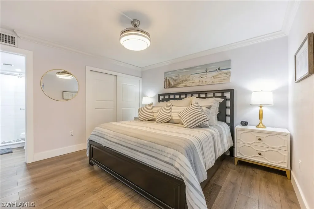 53 High Point Circle W Naples FL 34103
