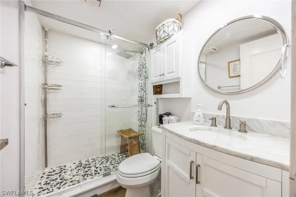 53 High Point Circle W Naples FL 34103