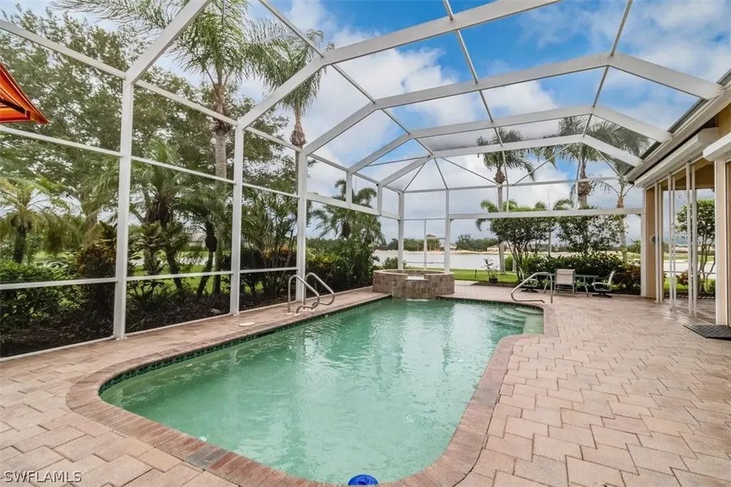 902 Tierra Lago Way Naples FL 34119