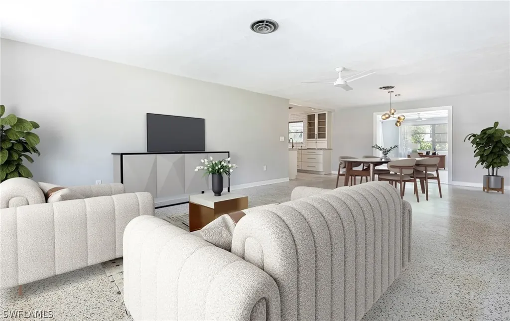 Fort Myers FL, 1239 Sunbury Drive