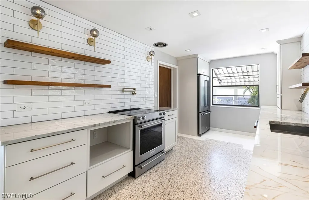 1239 Sunbury Drive Fort Myers FL 33901