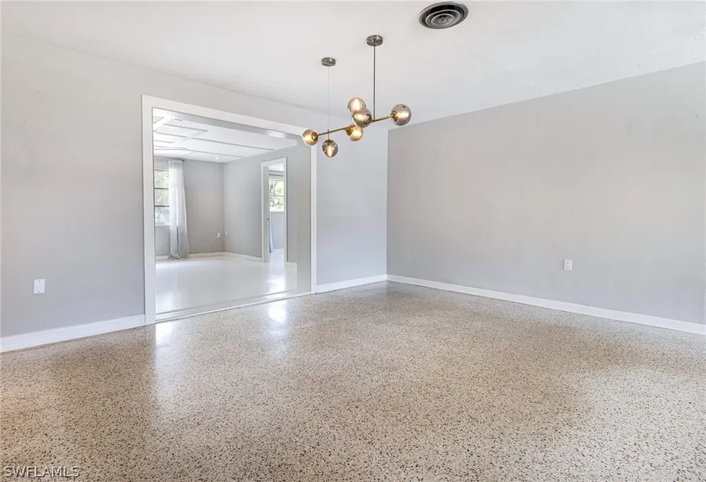 1239 Sunbury Drive Fort Myers FL 33901