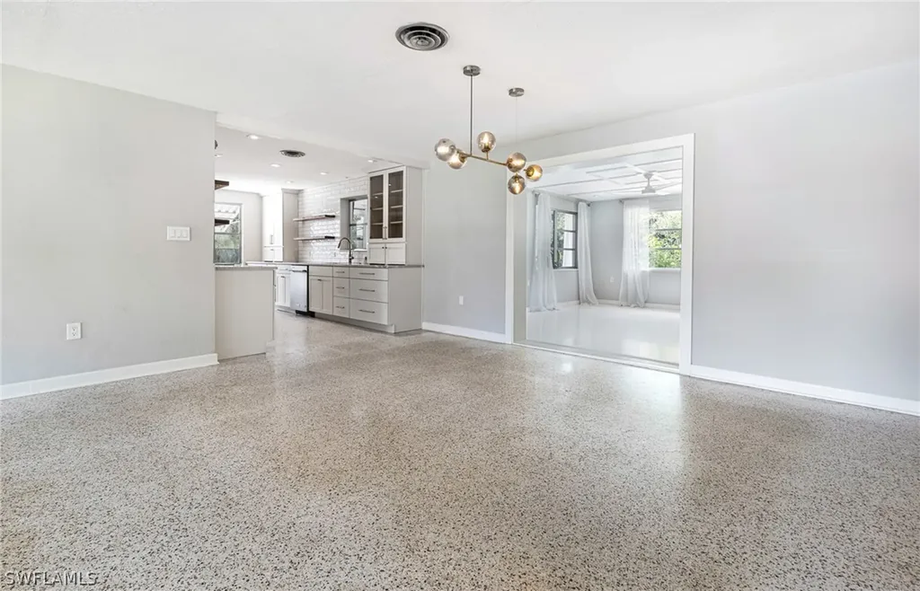 1239 Sunbury Drive Fort Myers FL 33901