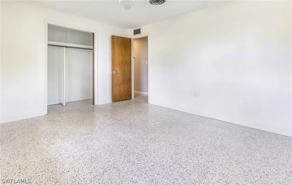 1239 Sunbury Drive Fort Myers FL 33901