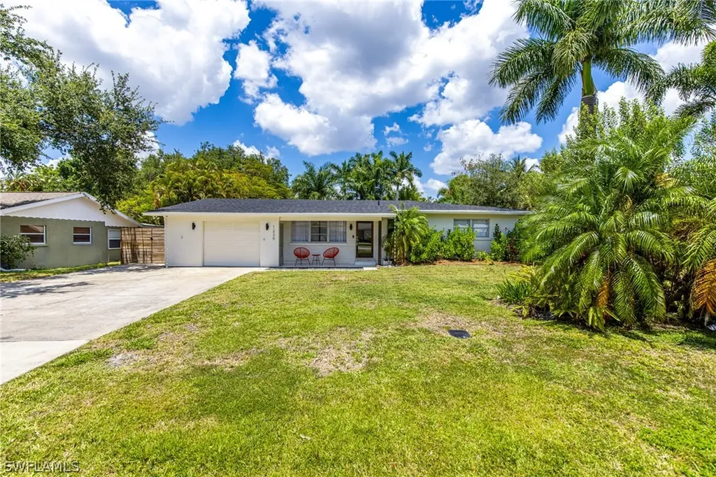 1239 Sunbury Drive Fort Myers FL 33901