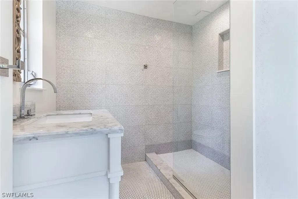 1239 Sunbury Drive Fort Myers FL 33901