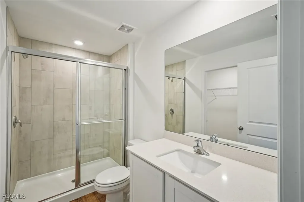 2624 Diplomat Parkway W Cape Coral FL 33993