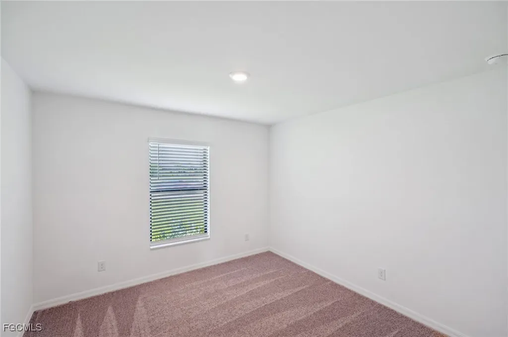 2624 Diplomat Parkway W Cape Coral FL 33993