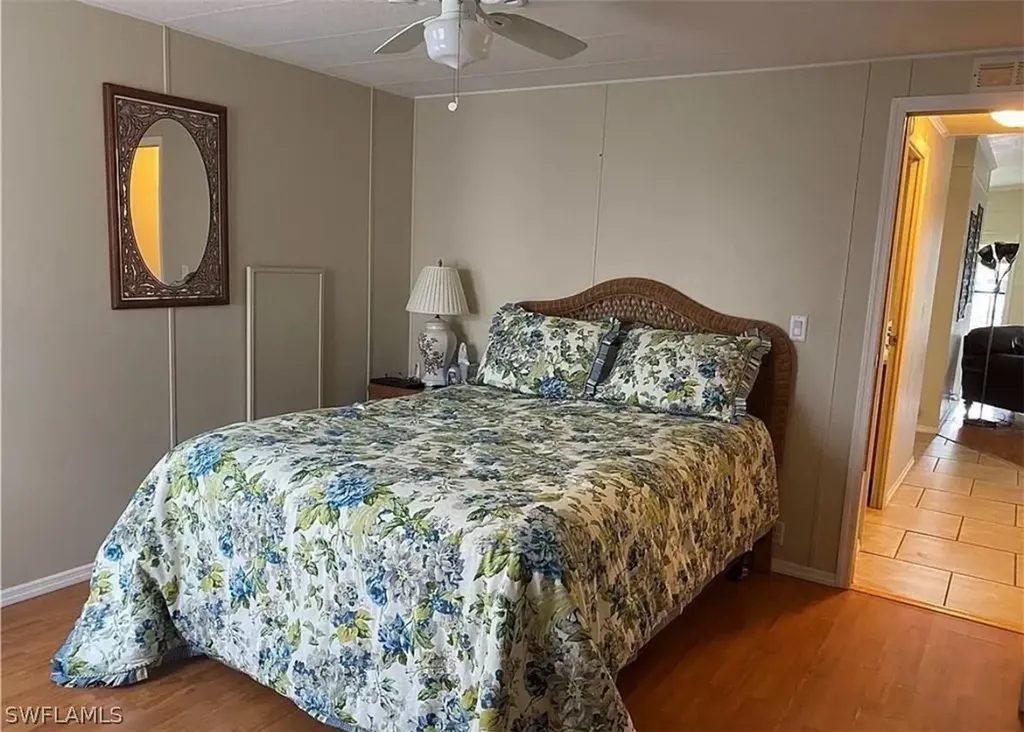 78 Sunrise Avenue North Fort Myers FL 33903