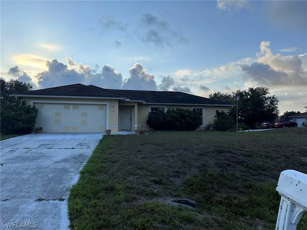 5900 Flora Avenue N Lehigh Acres FL 33971