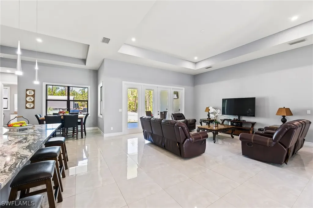 4063 8th Avenue NE Naples FL 34120
