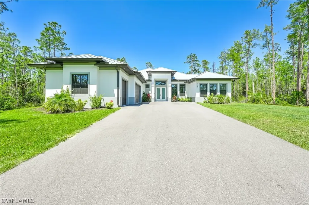 4063 8th Avenue NE Naples FL 34120