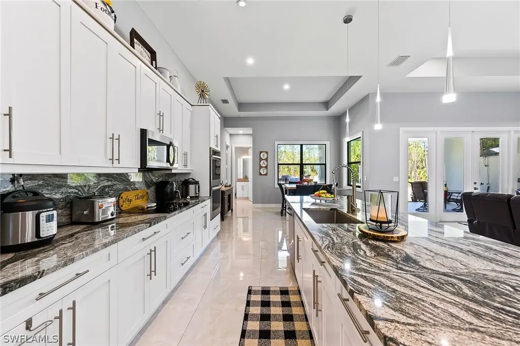 4063 8th Avenue NE Naples FL 34120