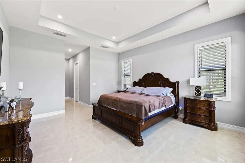 4063 8th Avenue NE Naples FL 34120
