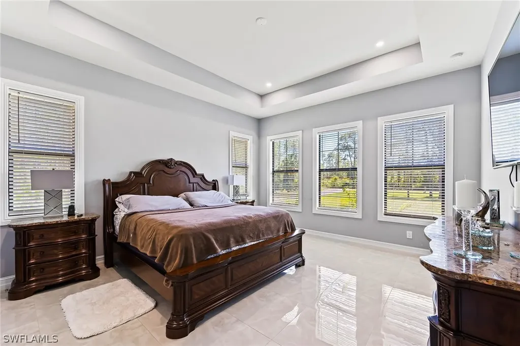 4063 8th Avenue NE Naples FL 34120