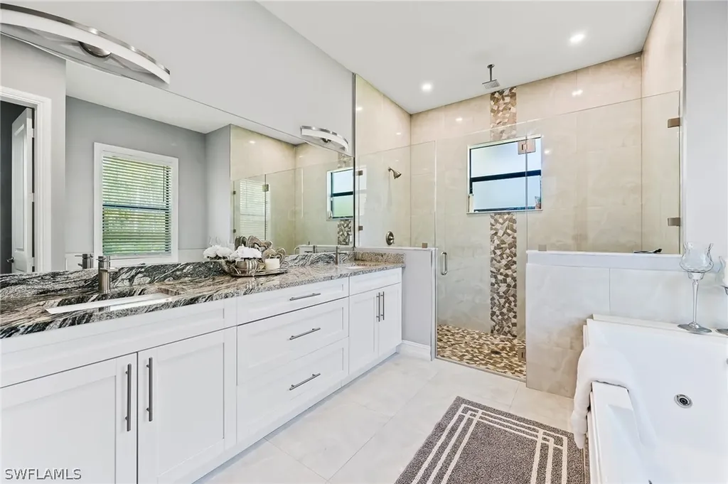 4063 8th Avenue NE Naples FL 34120
