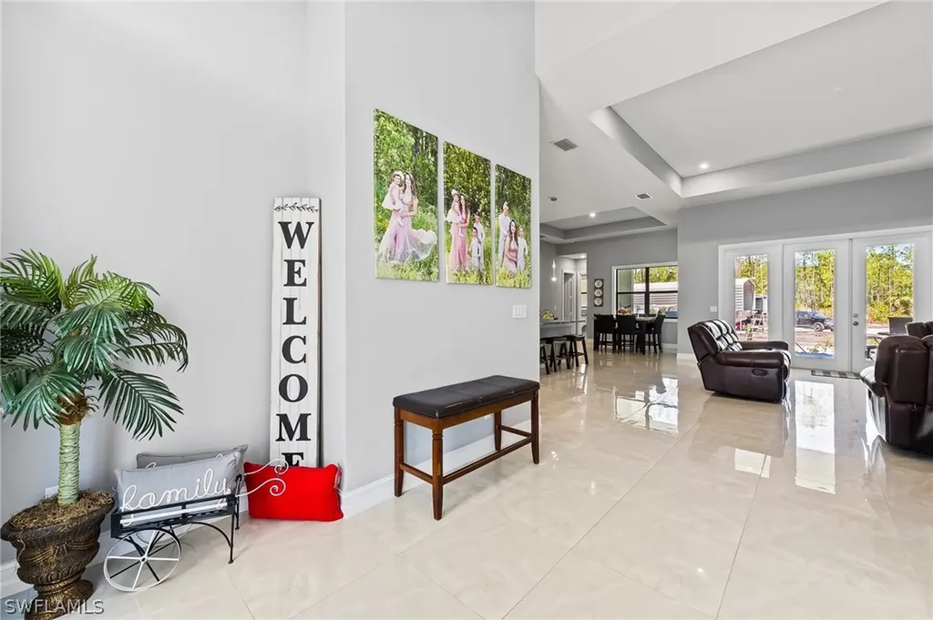 4063 8th Avenue NE Naples FL 34120