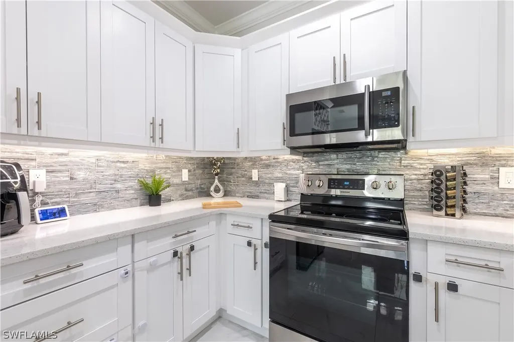 3773 8th Avenue NE Naples FL 34120