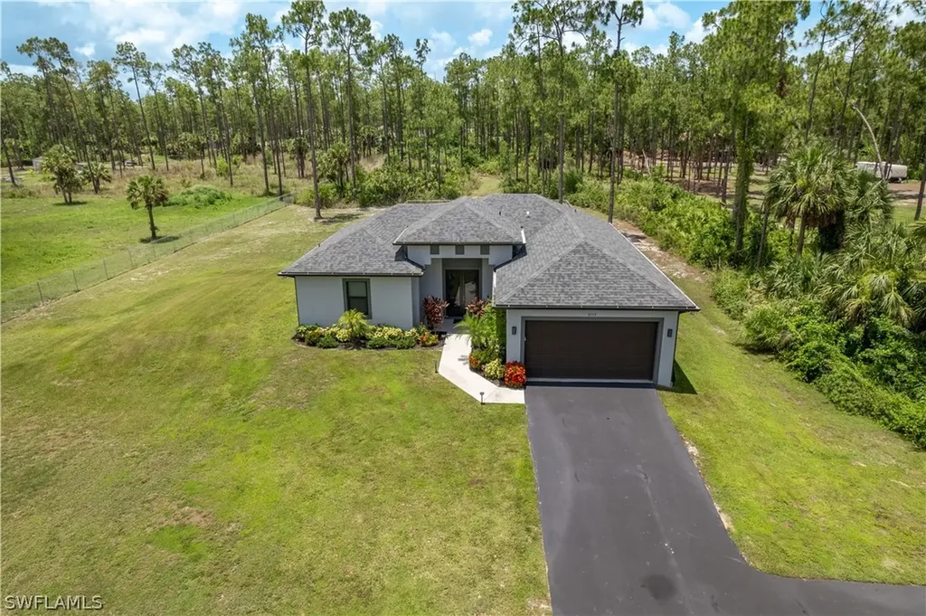 3773 8th Avenue NE Naples FL 34120