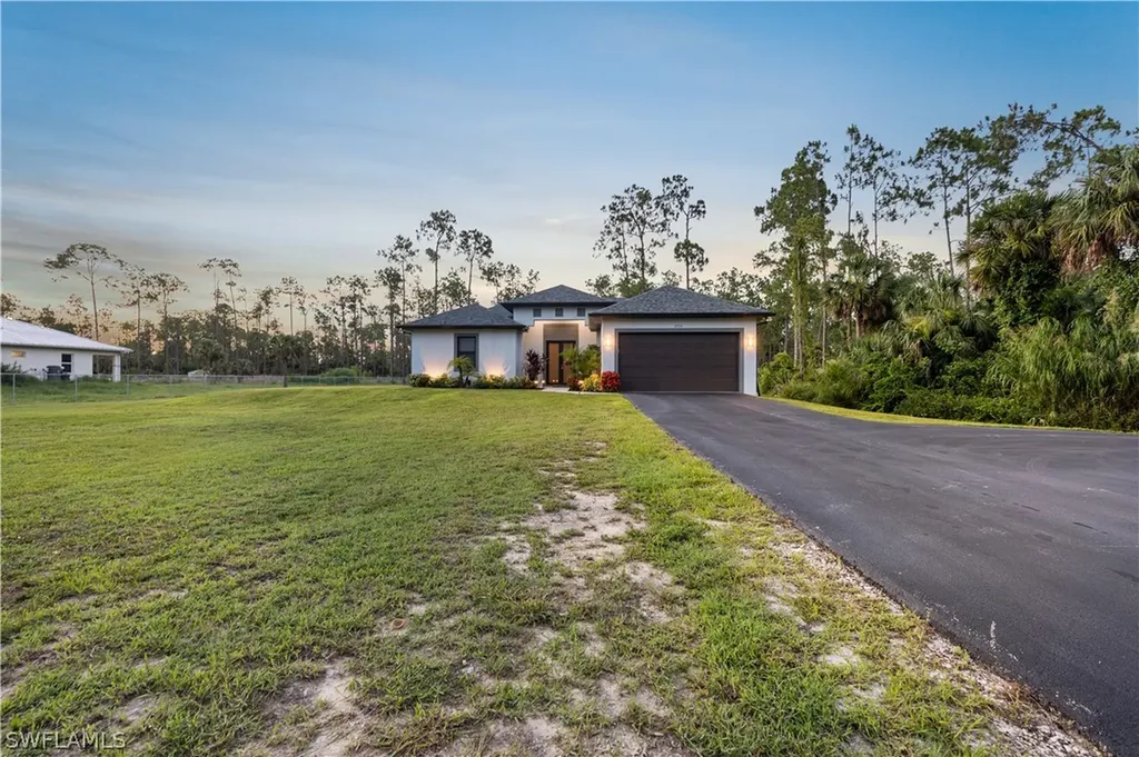 3773 8th Avenue NE Naples FL 34120