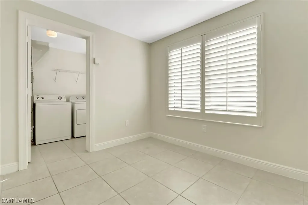 2745 1st Street Fort Myers FL 33916