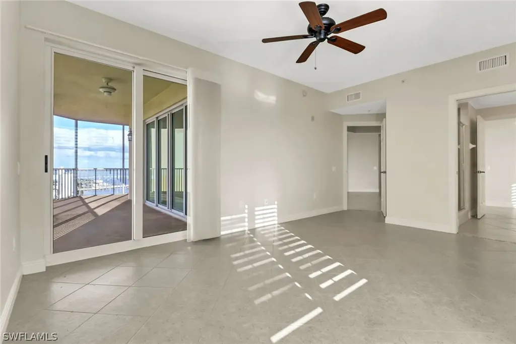 2745 1st Street Fort Myers FL 33916