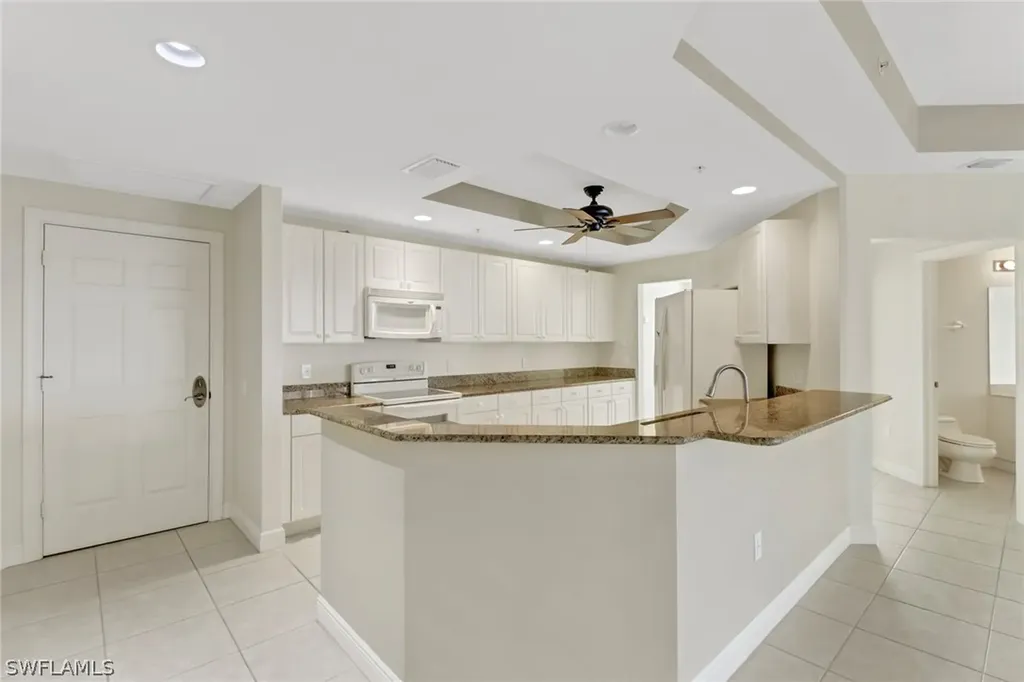 2745 1st Street Fort Myers FL 33916