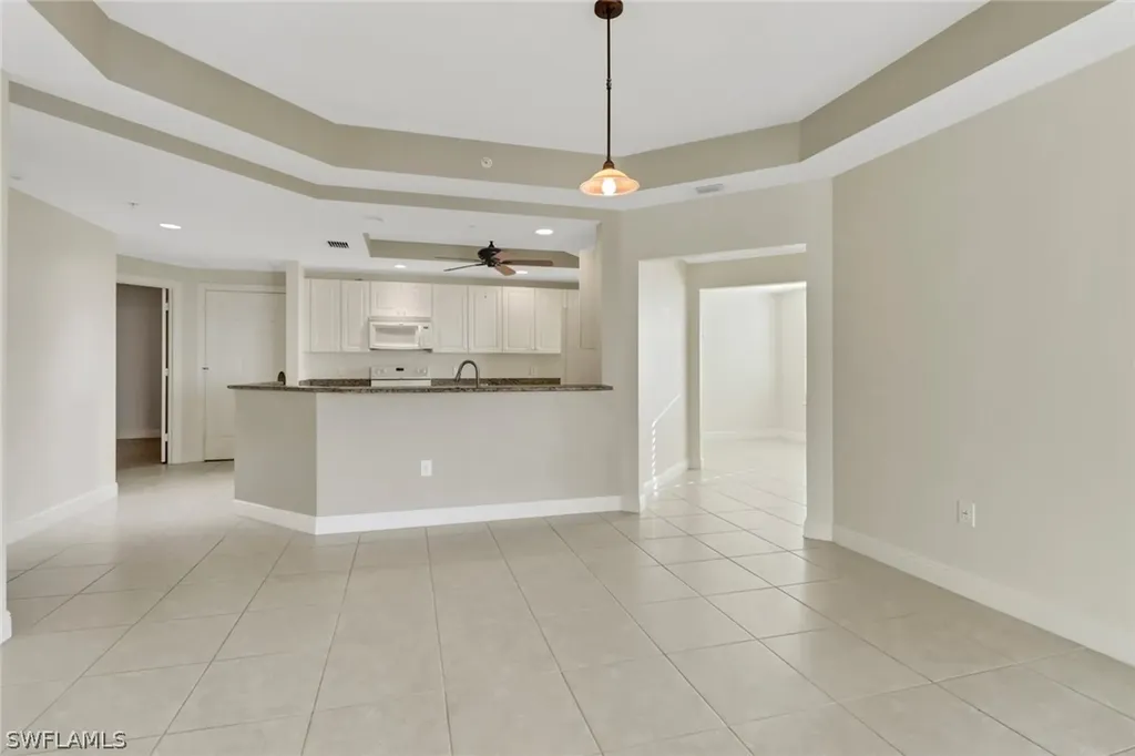 2745 1st Street Fort Myers FL 33916
