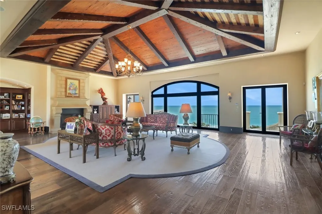 6111 Sanibel Captiva Road Sanibel FL 33957