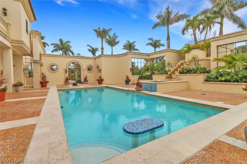 6111 Sanibel Captiva Road Sanibel FL 33957