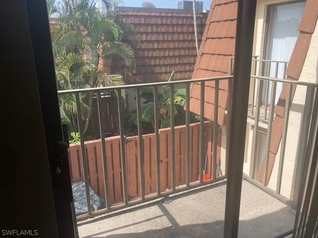 5208 Cedarbend Drive Fort Myers FL 33919