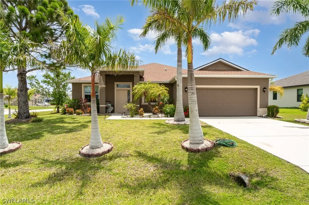 1703 SW 1st Place Cape Coral FL 33991